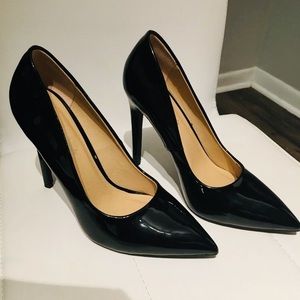 Black Verniz Heels 8.5